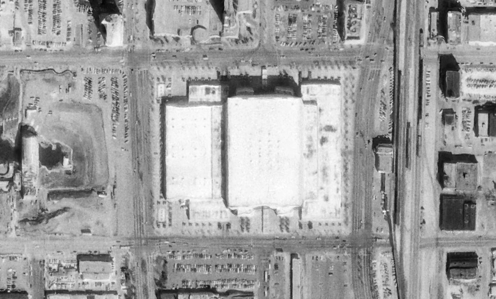 1984: the Myriad Convention Center roof filling the cleared superblock